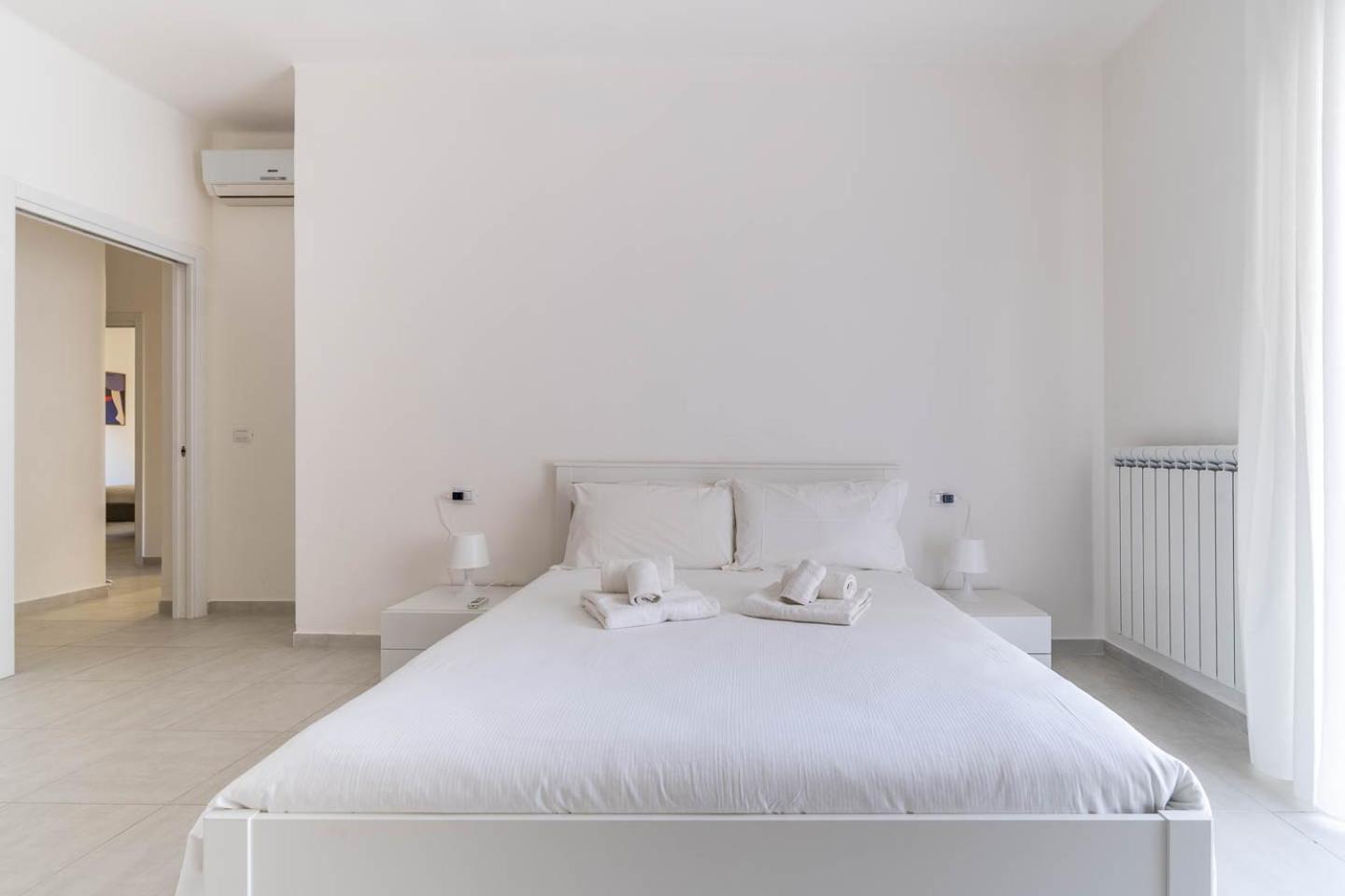 Dimora Manzoni - Bari Center Apartment Exterior foto